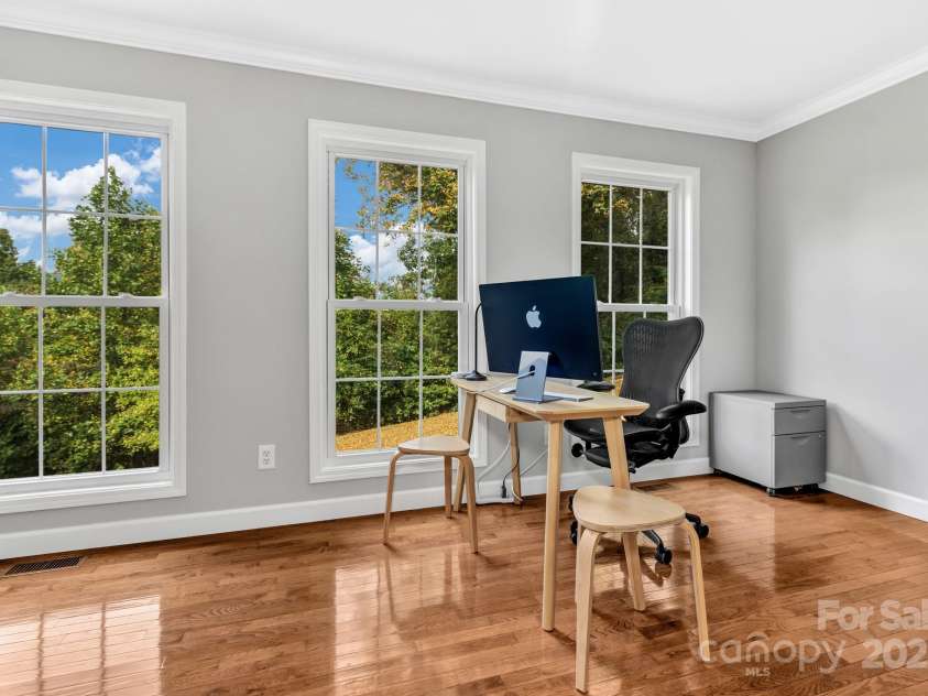 283 Blake Drive, Canton, NC 28716.  MLS# CAR4307374, YatesRealty ID 29036. 