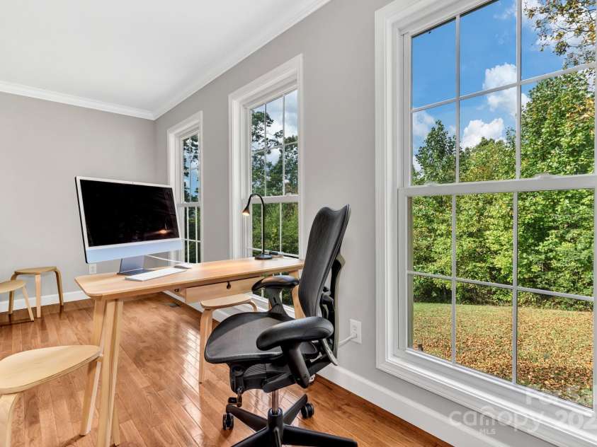 283 Blake Drive, Canton, NC 28716.  MLS# CAR4307374, YatesRealty ID 29036. 