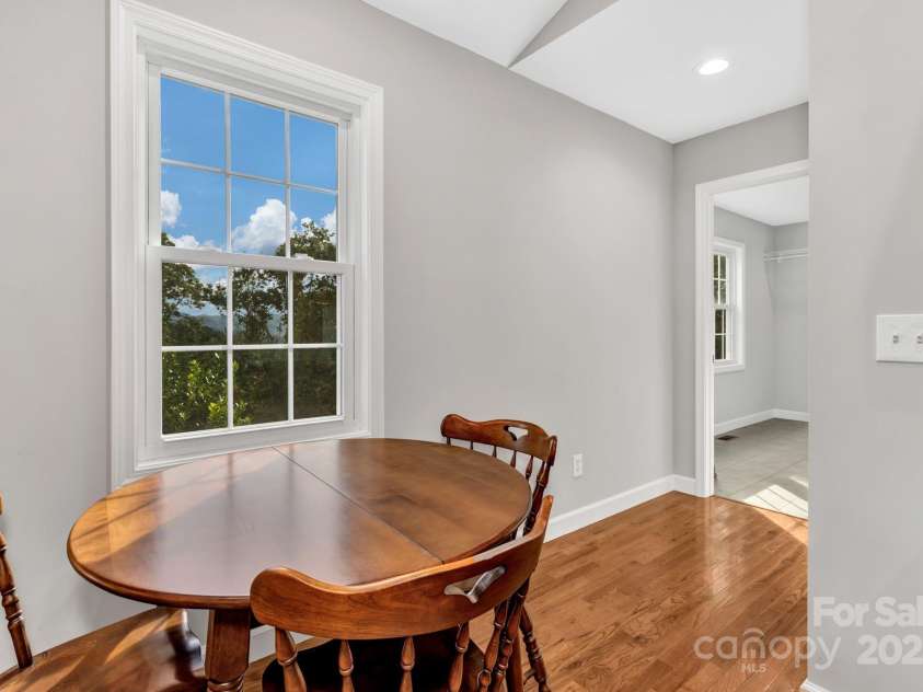 283 Blake Drive, Canton, NC 28716.  MLS# CAR4307374, YatesRealty ID 29036. 