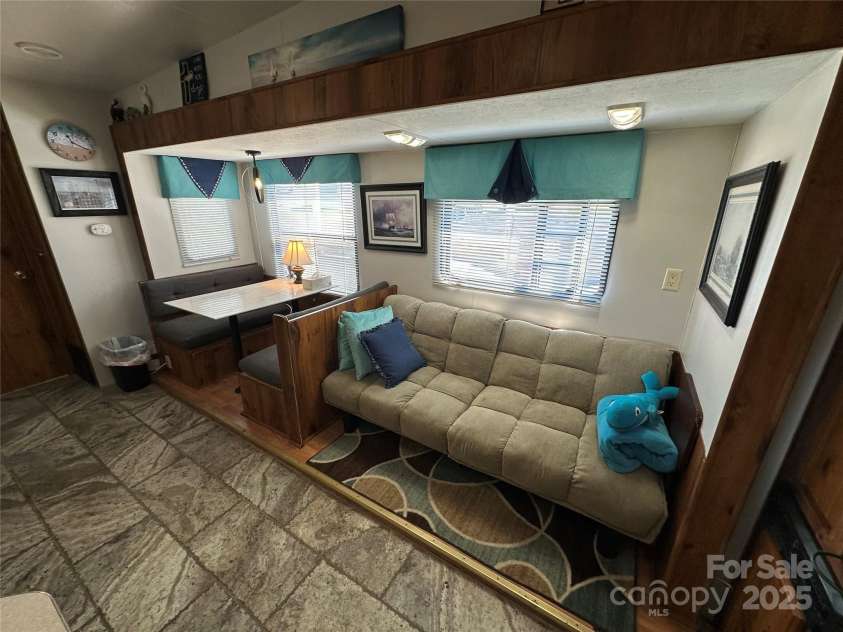 104 Robin Lane, New London, NC 28127.  MLS# CAR4284613, YatesRealty ID 29037. 