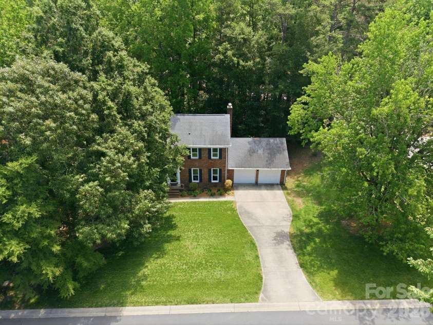 2011 Windlock Drive, Charlotte, NC 28270.  MLS# CAR4362953, YatesRealty ID 29038. Aerial 2011 Windlock DrCharlotte, NC 28270