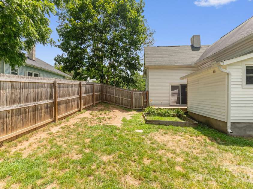 761 Main Street, Canton, NC 28716.  MLS# CAR4281762, YatesRealty ID 2904. Fully privacy fenced backyard