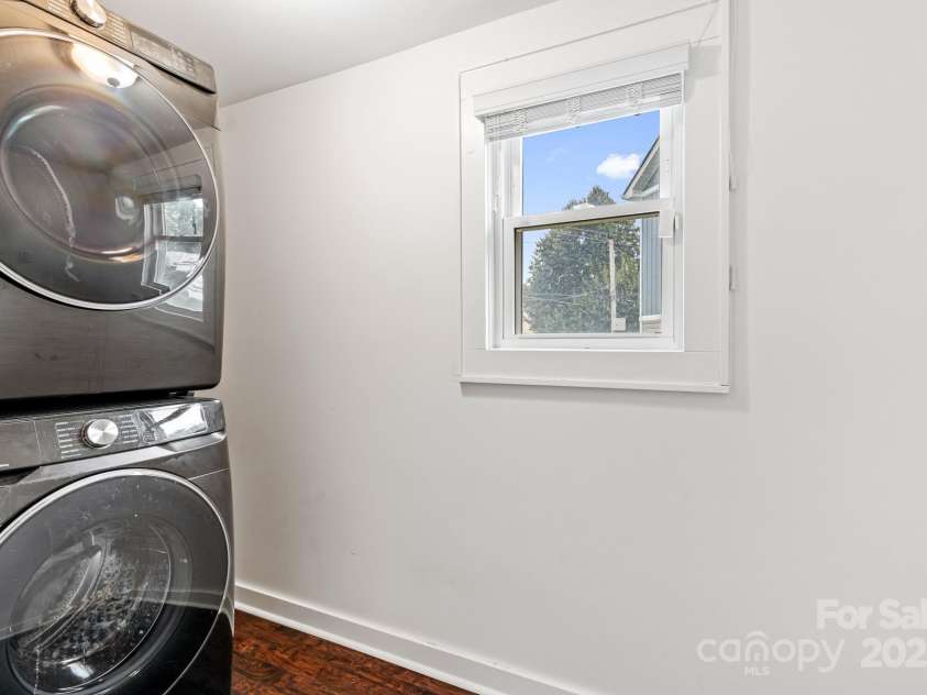 761 Main Street, Canton, NC 28716.  MLS# CAR4281762, YatesRealty ID 2904. Main level laundry