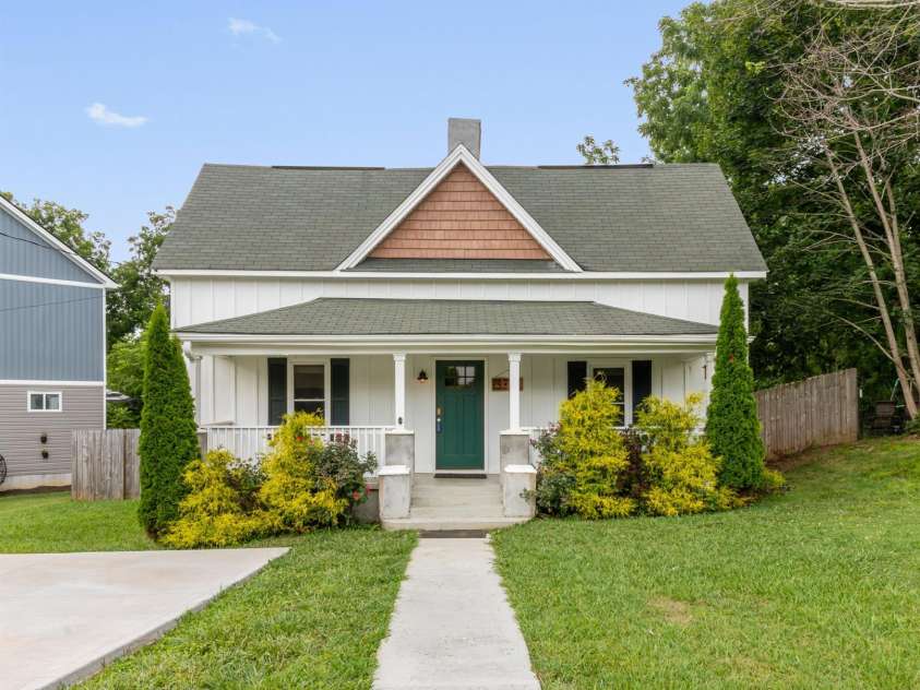 761 Main Street, Canton, NC 28716.  MLS# CAR4281762, YatesRealty ID 2904. Welcome home!