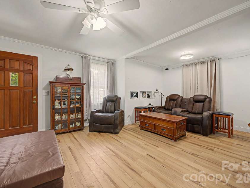 101 Charles Street, Cherryville, NC 28021.  MLS# CAR4385889, YatesRealty ID 29040. 