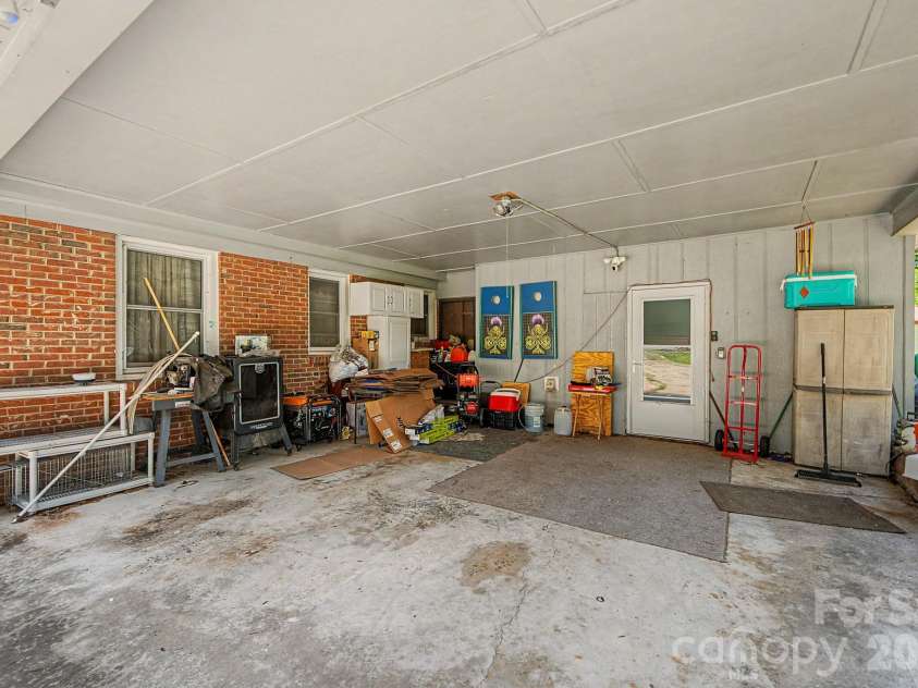 101 Charles Street, Cherryville, NC 28021.  MLS# CAR4385889, YatesRealty ID 29040. 