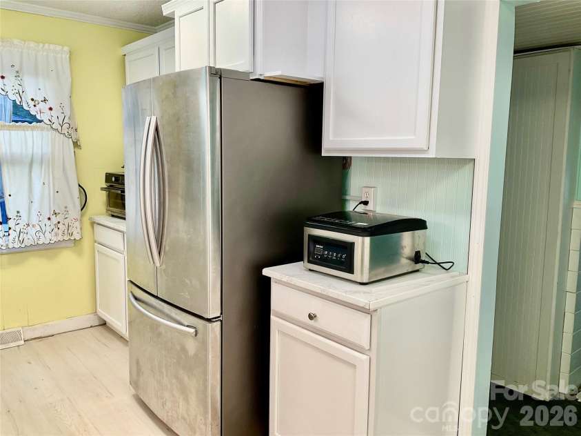 101 Charles Street, Cherryville, NC 28021.  MLS# CAR4385889, YatesRealty ID 29040. 