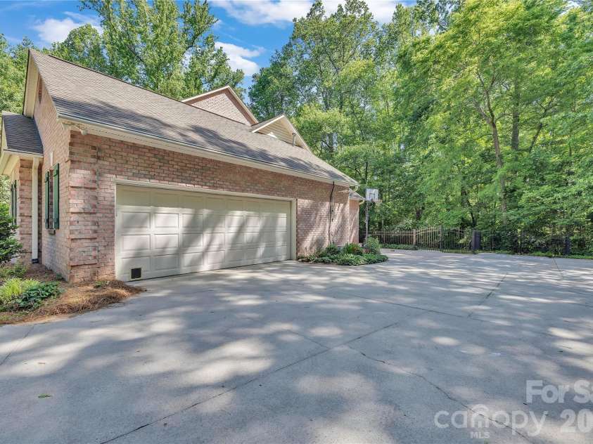106 Mist Valley Drive, Salisbury, NC 28146.  MLS# CAR4377066, YatesRealty ID 29043. 