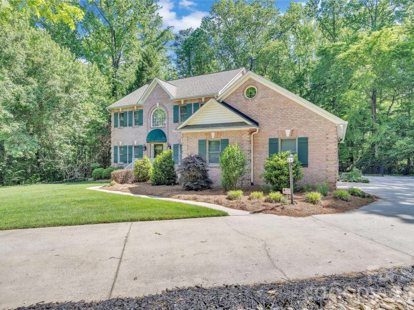 106 Mist Valley Drive, Salisbury, NC 28146.  MLS# CAR4377066, YatesRealty ID 29043. 
