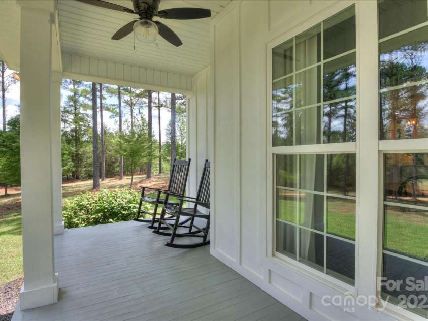 395 New Cut Road, Edgefield, SC 29824.  MLS# CAR4287046, YatesRealty ID 29043. 