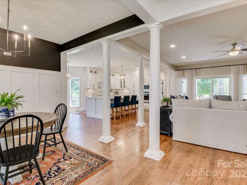 395 New Cut Road, Edgefield, SC 29824.  MLS# CAR4287046, YatesRealty ID 29043. 