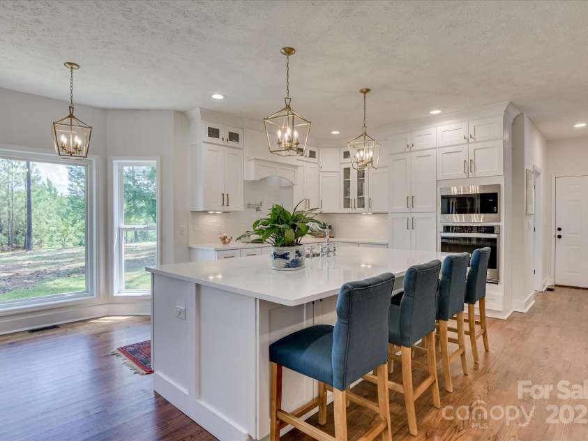 395 New Cut Road, Edgefield, SC 29824.  MLS# CAR4287046, YatesRealty ID 29043. 