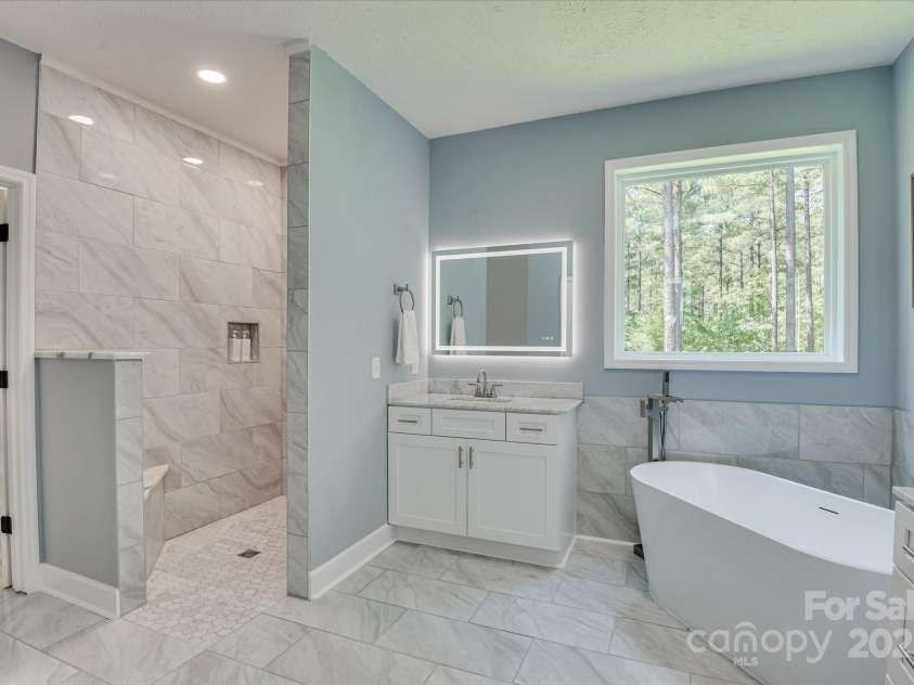 395 New Cut Road, Edgefield, SC 29824.  MLS# CAR4287046, YatesRealty ID 29043. 