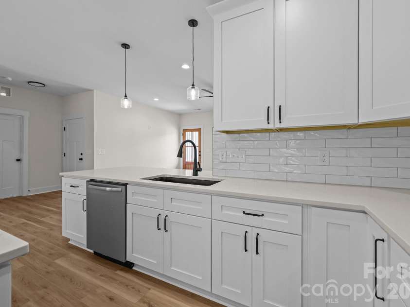 1401 Gentry Place, Salisbury, NC 28146.  MLS# CAR4391679, YatesRealty ID 29044. 