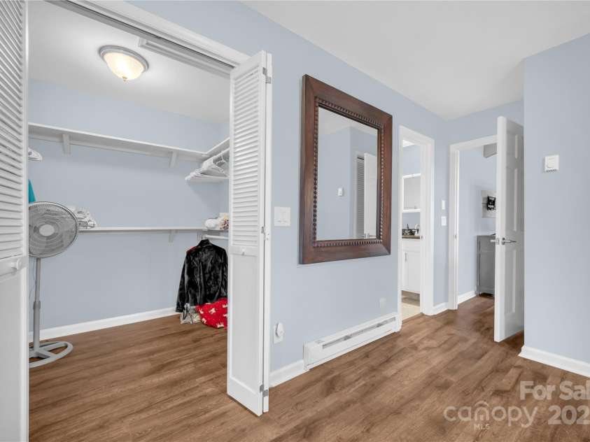 620 Glenview Road, Newland, NC 28657.  MLS# CAR4332877, YatesRealty ID 29044. Primary bedroom WIC