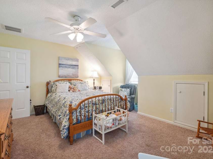5567 Quail Creek Drive, Granite Falls, NC 28630.  MLS# CAR4286609, YatesRealty ID 29045. 