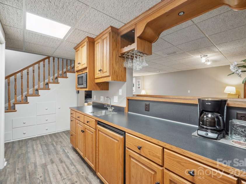 5567 Quail Creek Drive, Granite Falls, NC 28630.  MLS# CAR4286609, YatesRealty ID 29045. 