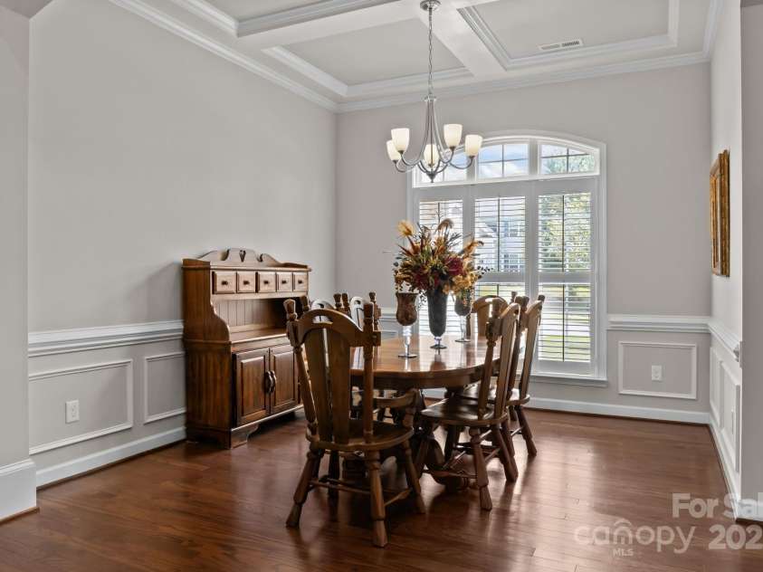 955 Brookdale Lane, Stanley, NC 28164.  MLS# CAR4287071, YatesRealty ID 29046. 