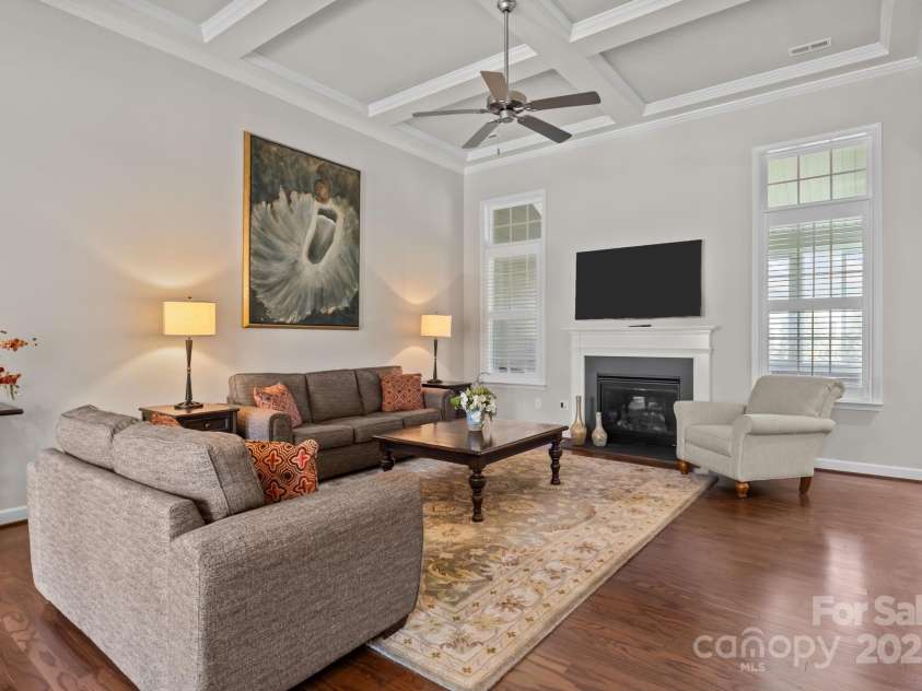 955 Brookdale Lane, Stanley, NC 28164.  MLS# CAR4287071, YatesRealty ID 29046. 