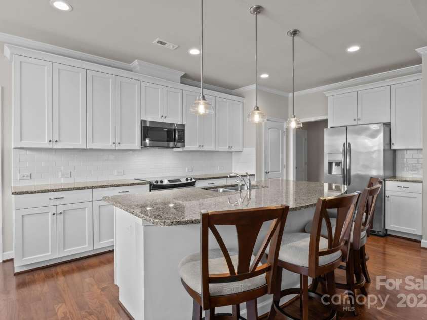 955 Brookdale Lane, Stanley, NC 28164.  MLS# CAR4287071, YatesRealty ID 29046. 