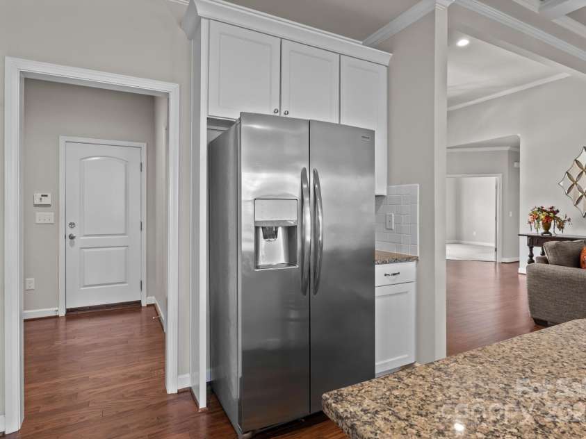 955 Brookdale Lane, Stanley, NC 28164.  MLS# CAR4287071, YatesRealty ID 29046. 