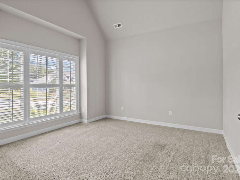 955 Brookdale Lane, Stanley, NC 28164.  MLS# CAR4287071, YatesRealty ID 29046. 