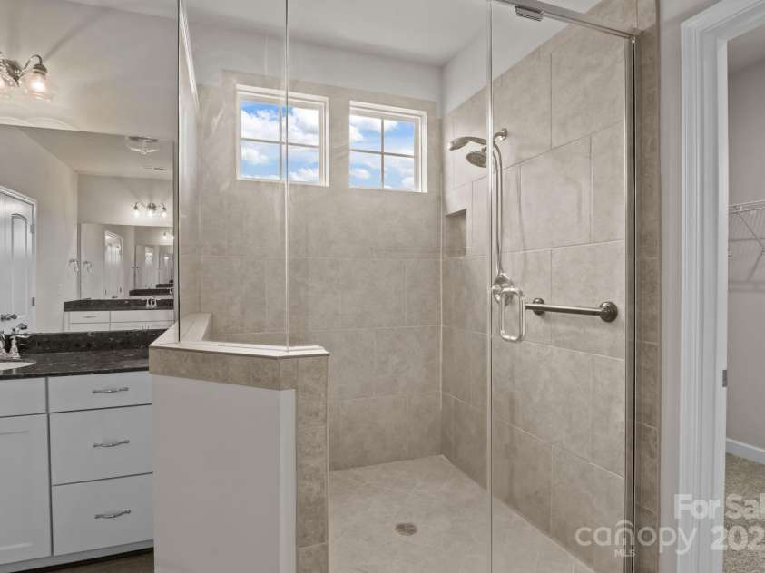 955 Brookdale Lane, Stanley, NC 28164.  MLS# CAR4287071, YatesRealty ID 29046. 