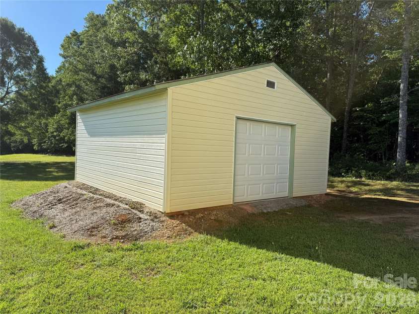 2178 Ixoria Road, Lancaster, SC 29720.  MLS# CAR4388575, YatesRealty ID 29047. 