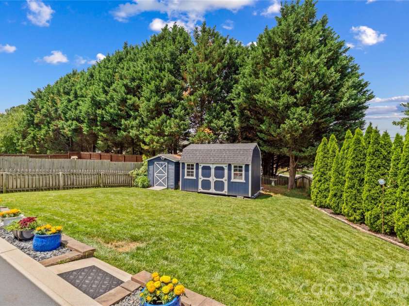 104 Middleton Place, Mooresville, NC 28117.  MLS# CAR4387019, YatesRealty ID 29049. 