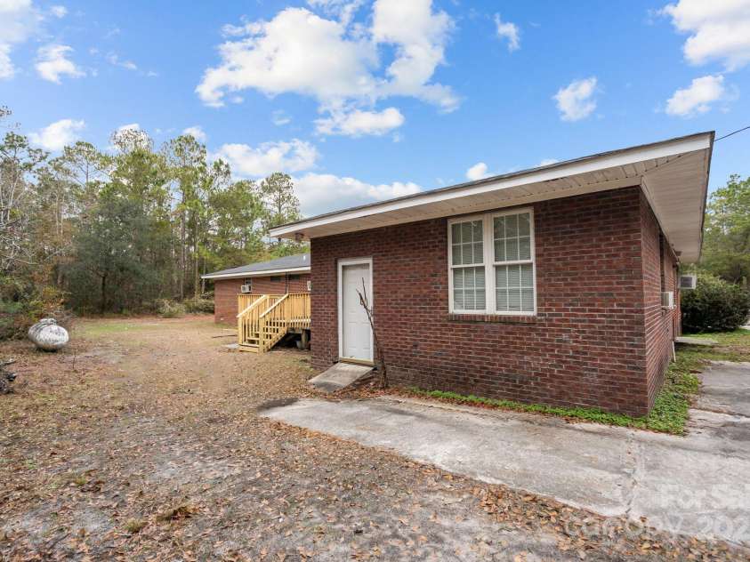 9329 Central Boulevard, Winnabow, NC 28479.  MLS# CAR4208156, YatesRealty ID 2905. 