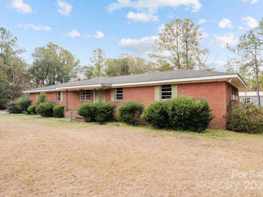 9329 Central Boulevard, Winnabow, NC 28479.  MLS# CAR4208156, YatesRealty ID 2905. 