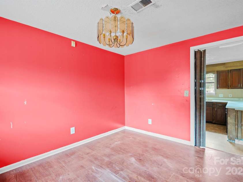 9329 Central Boulevard, Winnabow, NC 28479.  MLS# CAR4208156, YatesRealty ID 2905. 