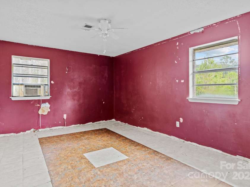 9329 Central Boulevard, Winnabow, NC 28479.  MLS# CAR4208156, YatesRealty ID 2905. 