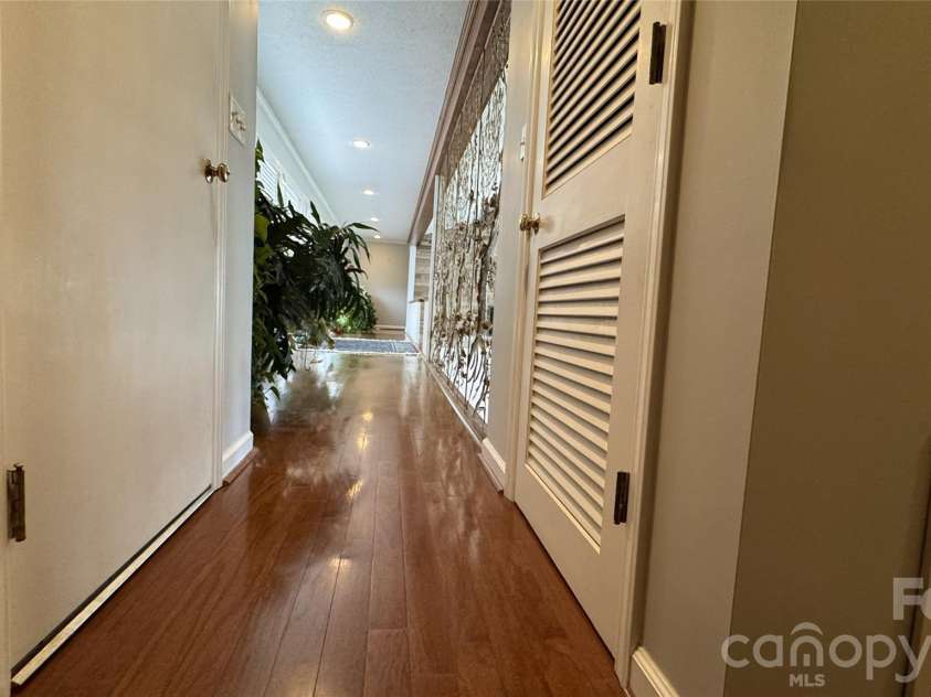 938 Sandswood Drive, Gastonia, NC 28054.  MLS# CAR4340144, YatesRealty ID 2905. 