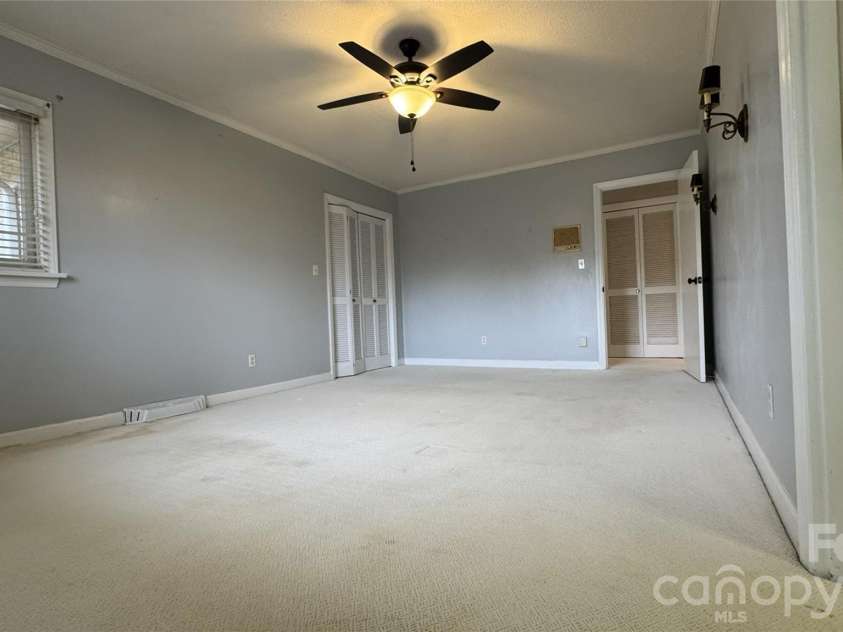 938 Sandswood Drive, Gastonia, NC 28054.  MLS# CAR4340144, YatesRealty ID 2905. 