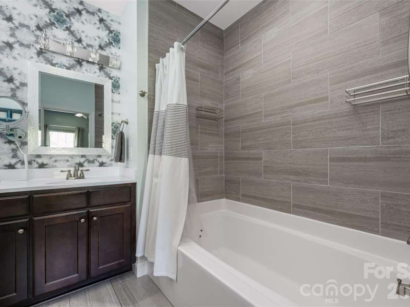 13732 Cinnabar Place, Huntersville, NC 28078.  MLS# CAR4370404, YatesRealty ID 29050. 