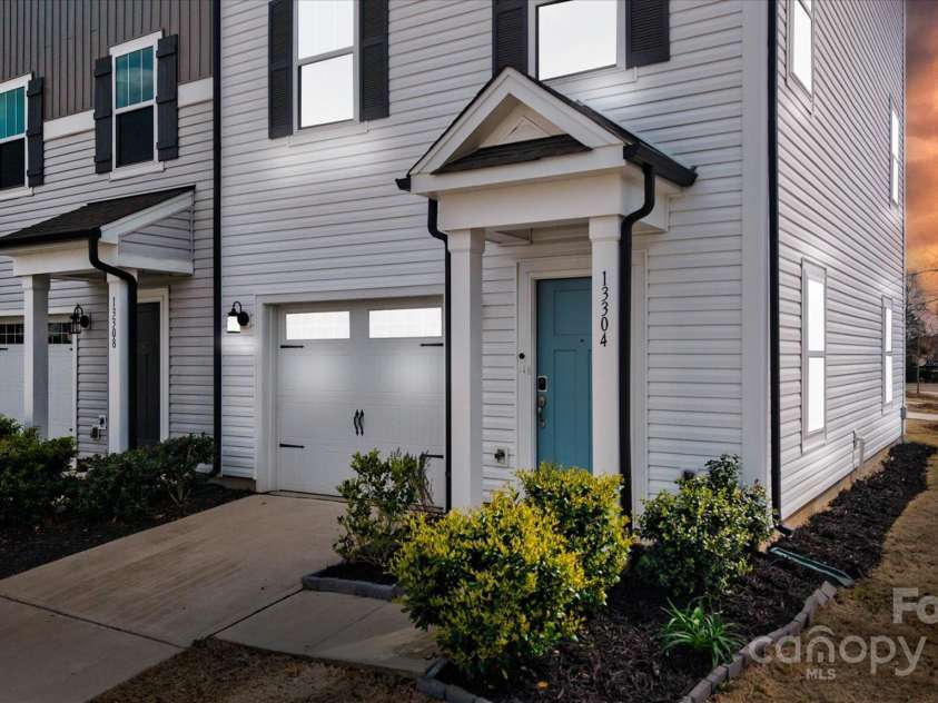 13304 Porter Creek Road, Charlotte, NC 28262.  MLS# CAR4240876, YatesRealty ID 29052. 