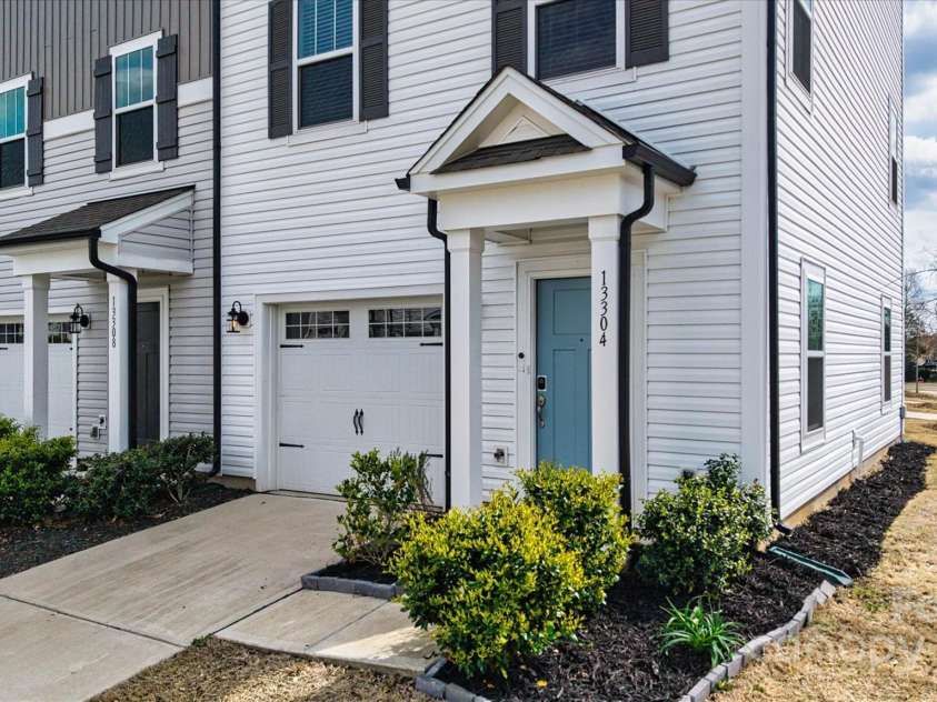 13304 Porter Creek Road, Charlotte, NC 28262.  MLS# CAR4240876, YatesRealty ID 29052. 