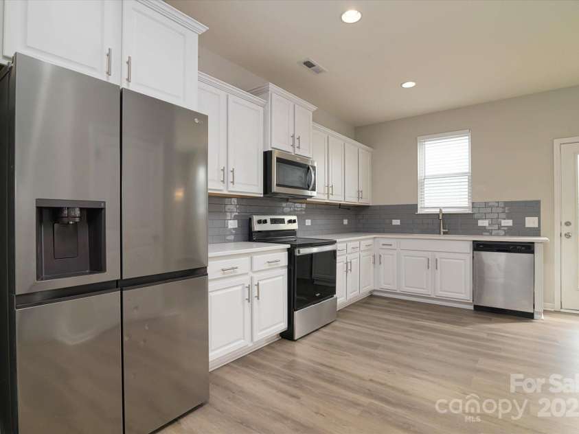 13304 Porter Creek Road, Charlotte, NC 28262.  MLS# CAR4240876, YatesRealty ID 29052. 