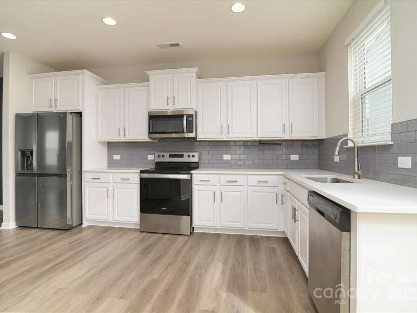 13304 Porter Creek Road, Charlotte, NC 28262.  MLS# CAR4240876, YatesRealty ID 29052. 