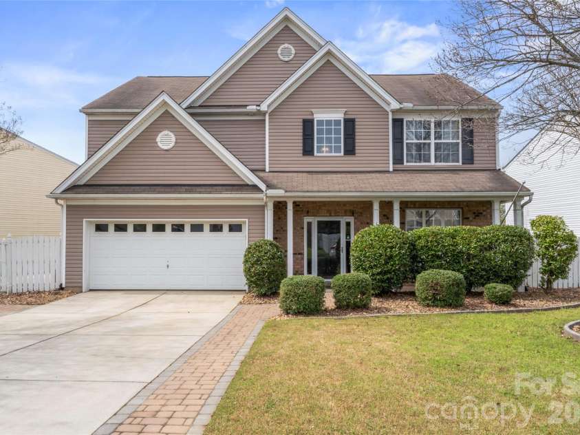 14913 Asheton Creek Drive, Charlotte, NC 28273.  MLS# CAR4367657, YatesRealty ID 29053. 
