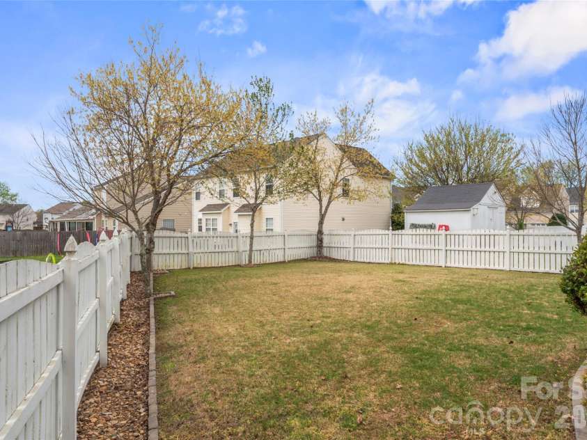 14913 Asheton Creek Drive, Charlotte, NC 28273.  MLS# CAR4367657, YatesRealty ID 29053. 