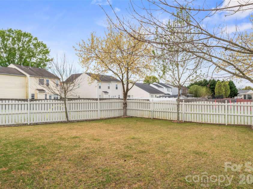 14913 Asheton Creek Drive, Charlotte, NC 28273.  MLS# CAR4367657, YatesRealty ID 29053. 