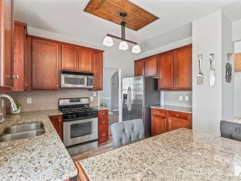 14913 Asheton Creek Drive, Charlotte, NC 28273.  MLS# CAR4367657, YatesRealty ID 29053. 