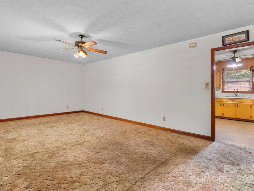 204 Whitley Road, Morganton, NC 28655.  MLS# CAR4280379, YatesRealty ID 29054. 