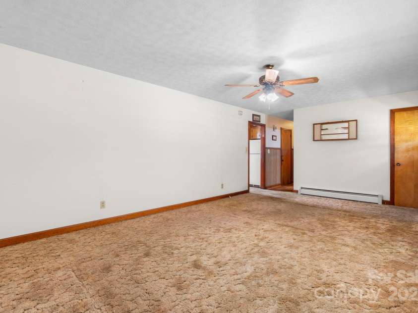 204 Whitley Road, Morganton, NC 28655.  MLS# CAR4280379, YatesRealty ID 29054. 