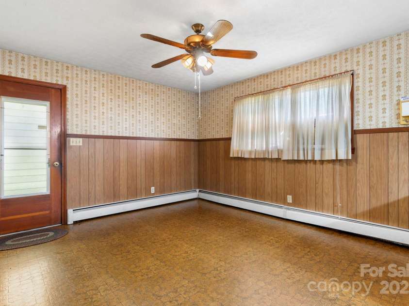 204 Whitley Road, Morganton, NC 28655.  MLS# CAR4280379, YatesRealty ID 29054. 