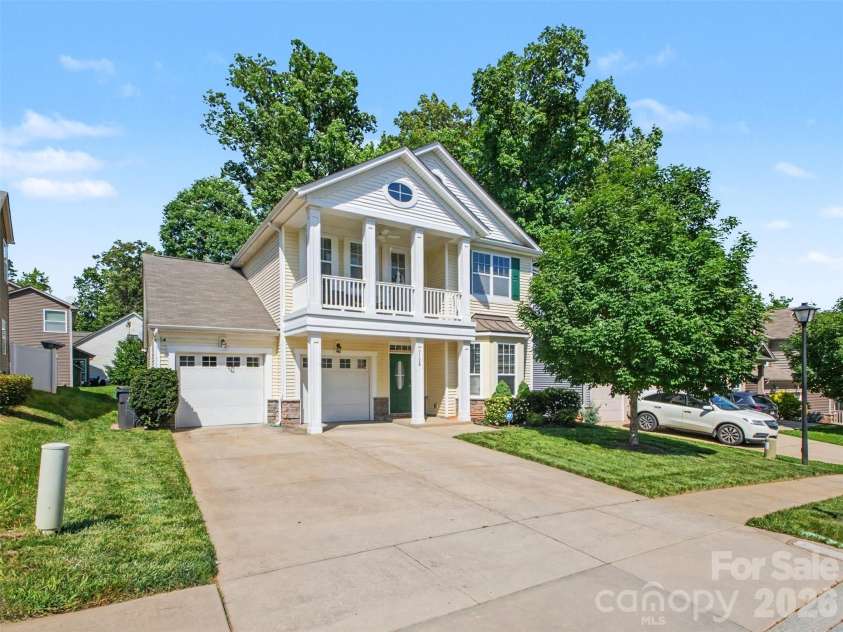 7128 Toxaway Lane, Charlotte, NC 28269.  MLS# CAR4386205, YatesRealty ID 29054. 