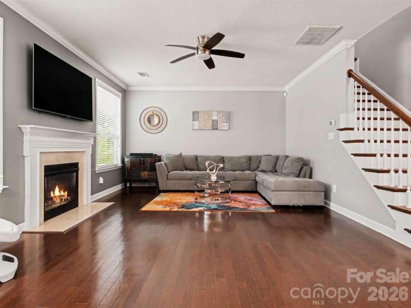 7128 Toxaway Lane, Charlotte, NC 28269.  MLS# CAR4386205, YatesRealty ID 29054. 