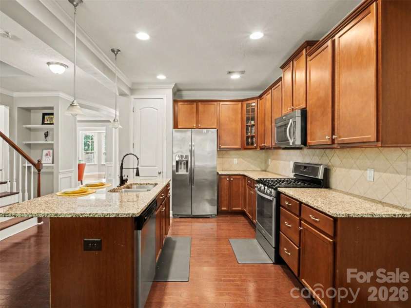 7128 Toxaway Lane, Charlotte, NC 28269.  MLS# CAR4386205, YatesRealty ID 29054. 